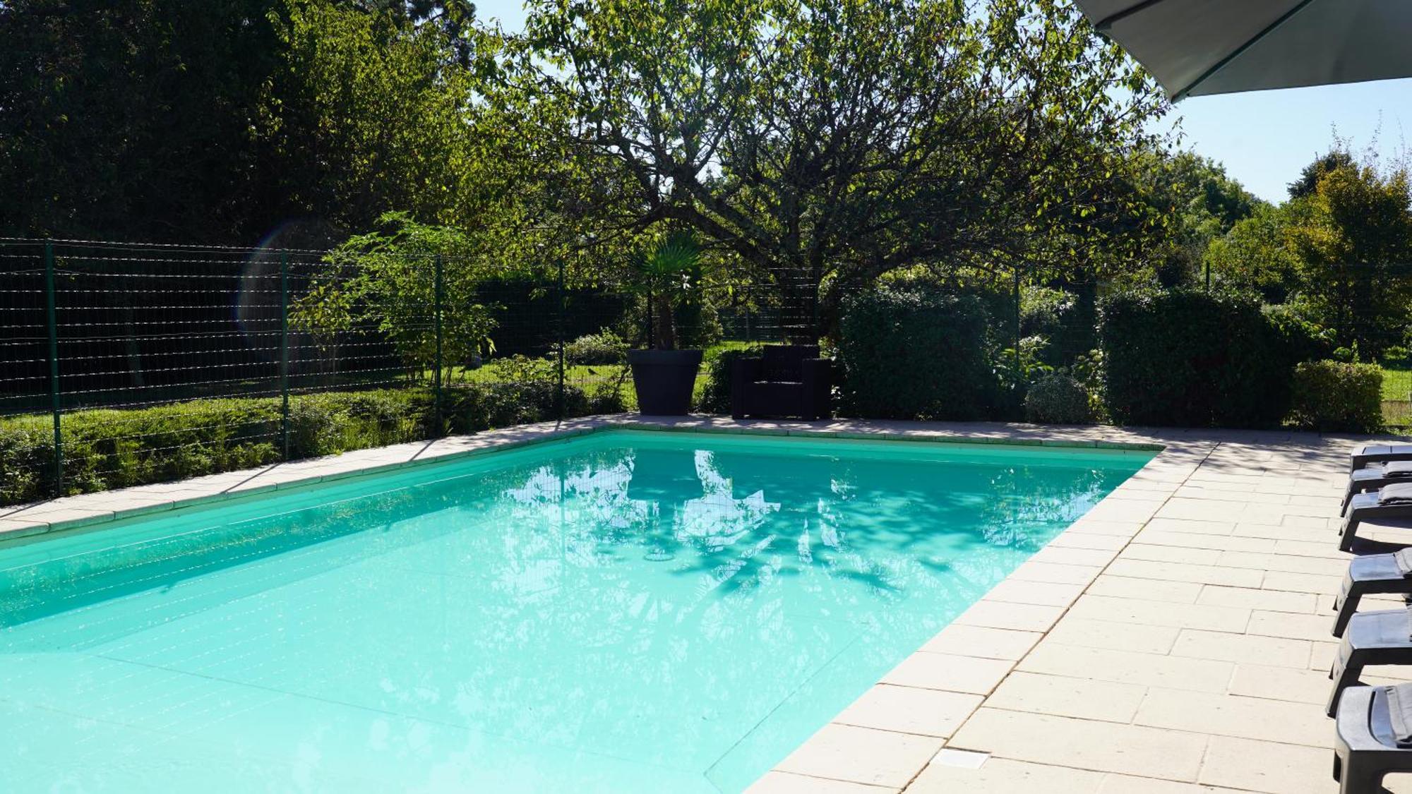 Appartement Wisteria - Piscine - By Primo C0Nciergerie à Azé Extérieur photo